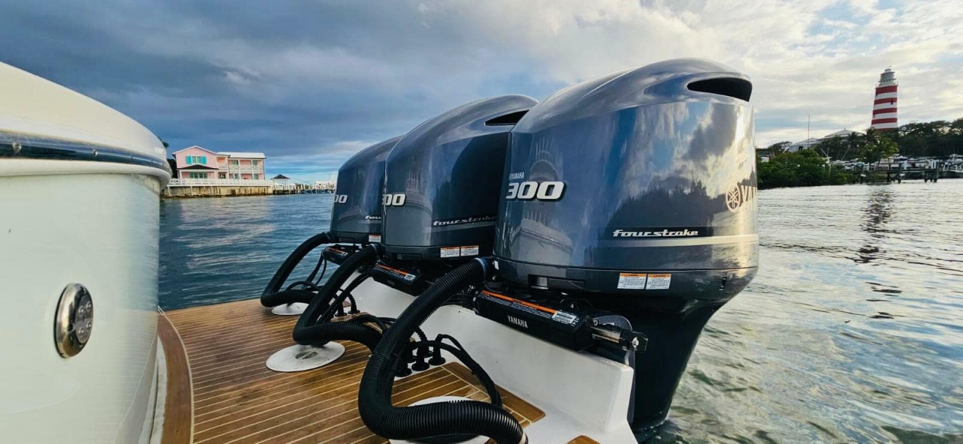 2021 Regulator 34 — photo 20