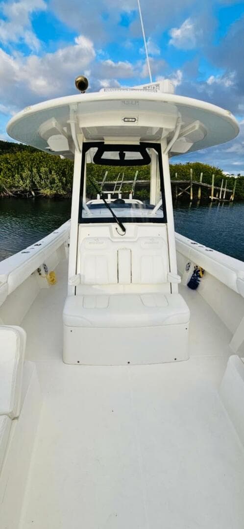 2021 Regulator 34 — photo 22