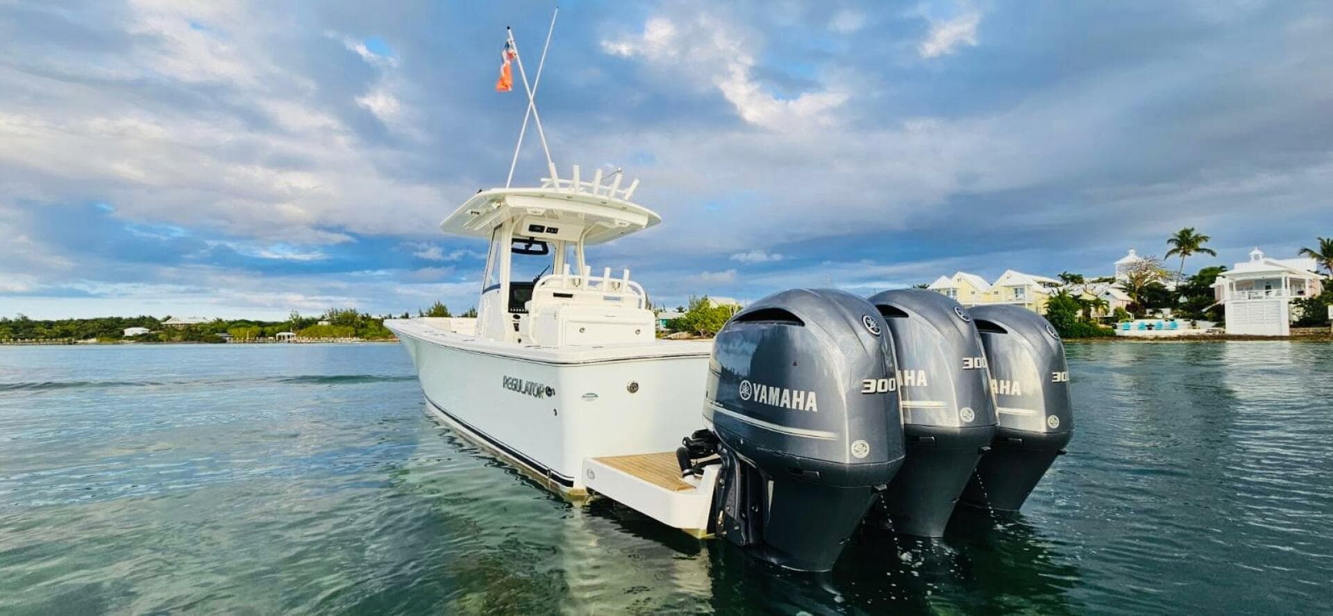 2021 Regulator 34 — photo 3