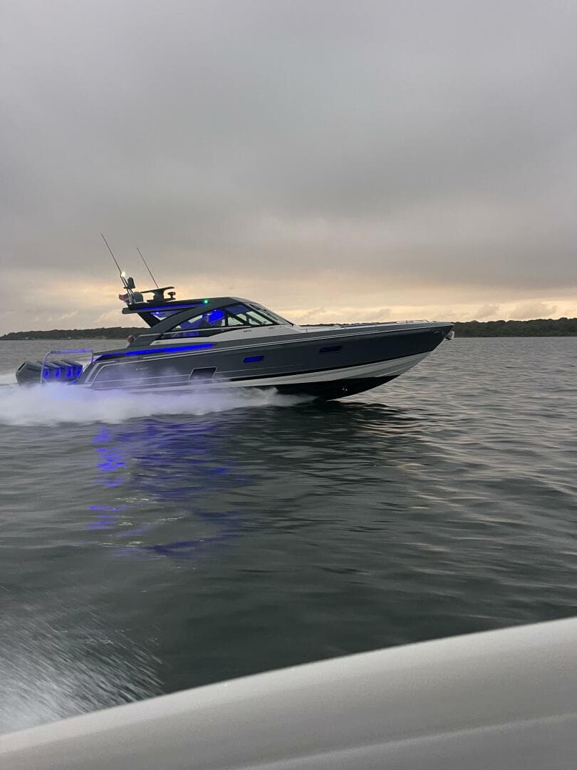 2024 Formula 430 Super Sport Crossover — photo 3