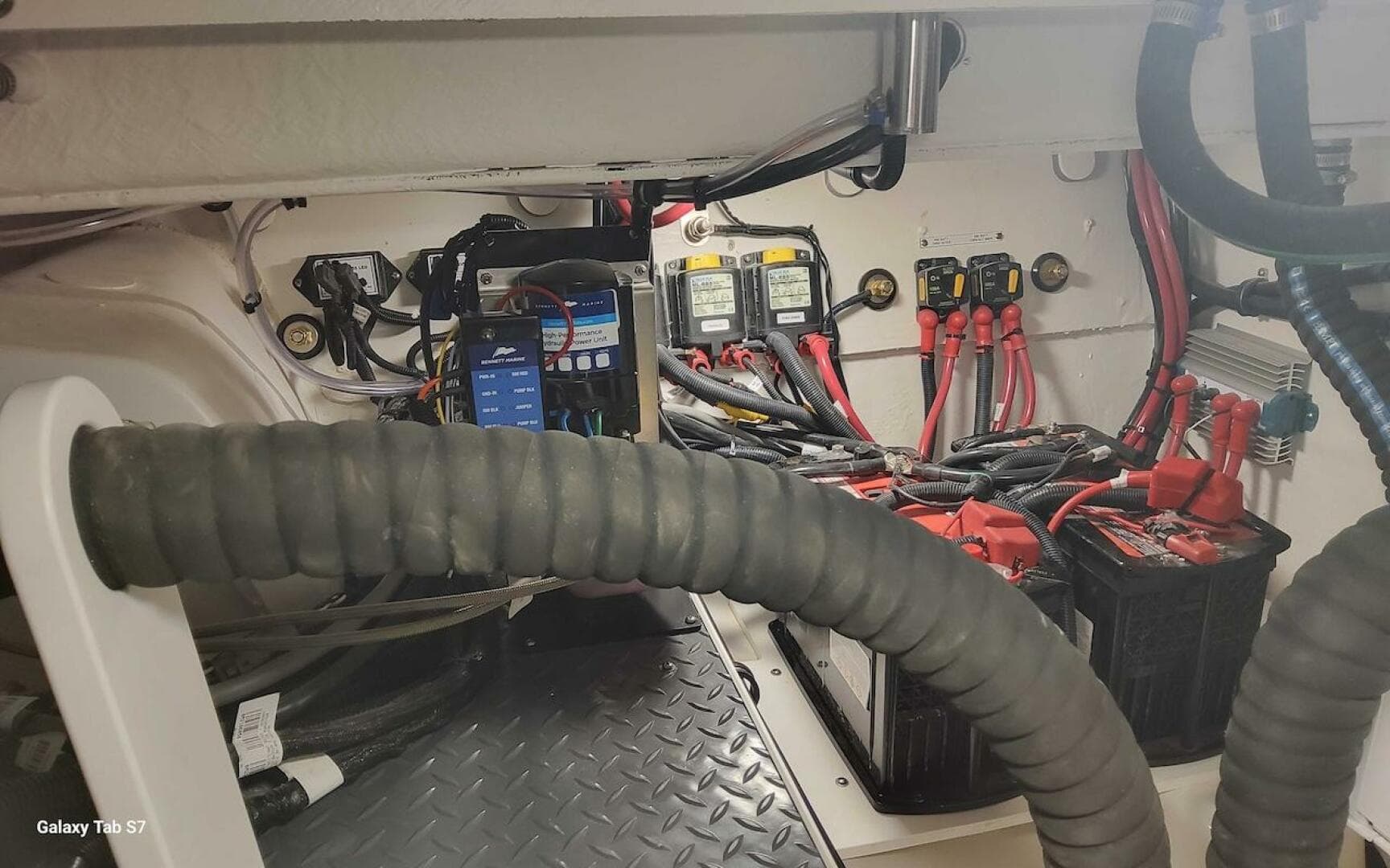 2024 Formula 430 Super Sport Crossover — photo 48