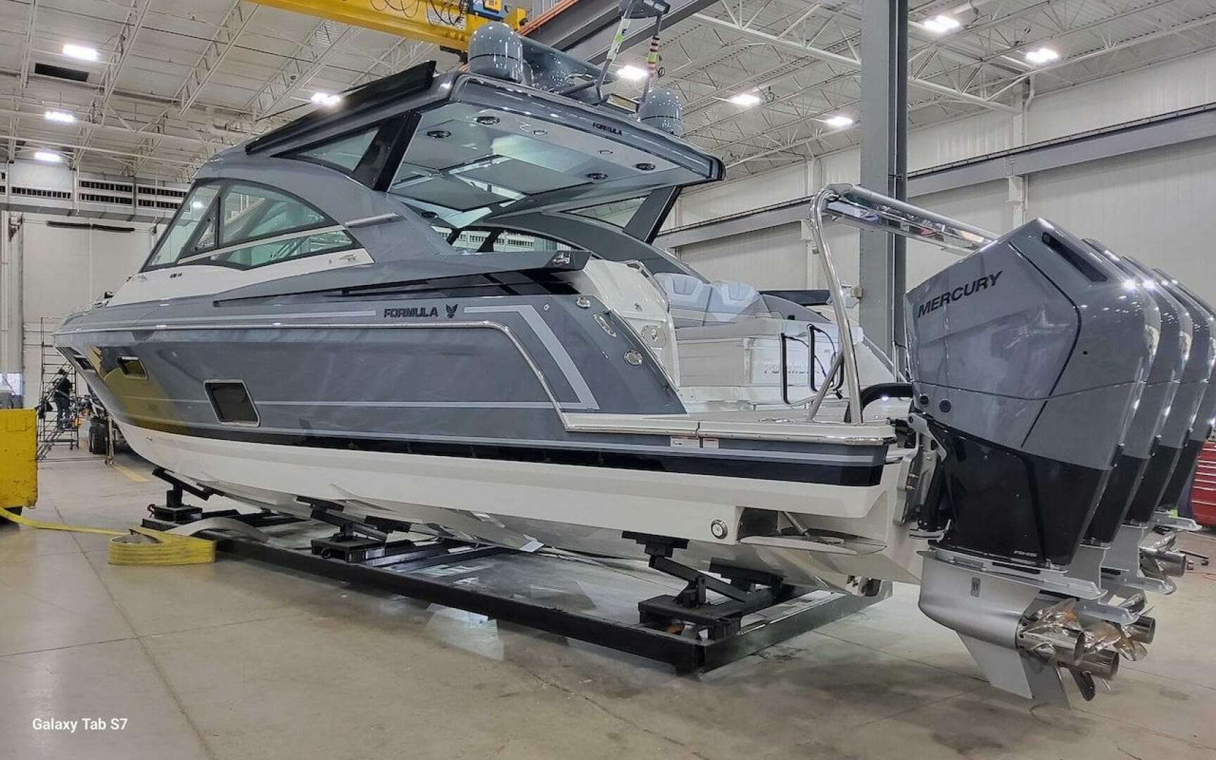 2024 Formula 430 Super Sport Crossover — photo 7