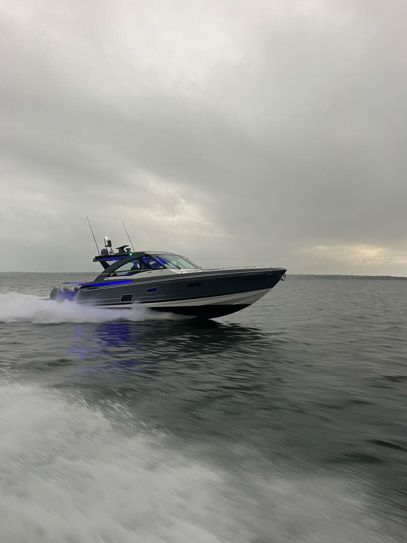 2024 Formula 430 Super Sport Crossover — photo 1