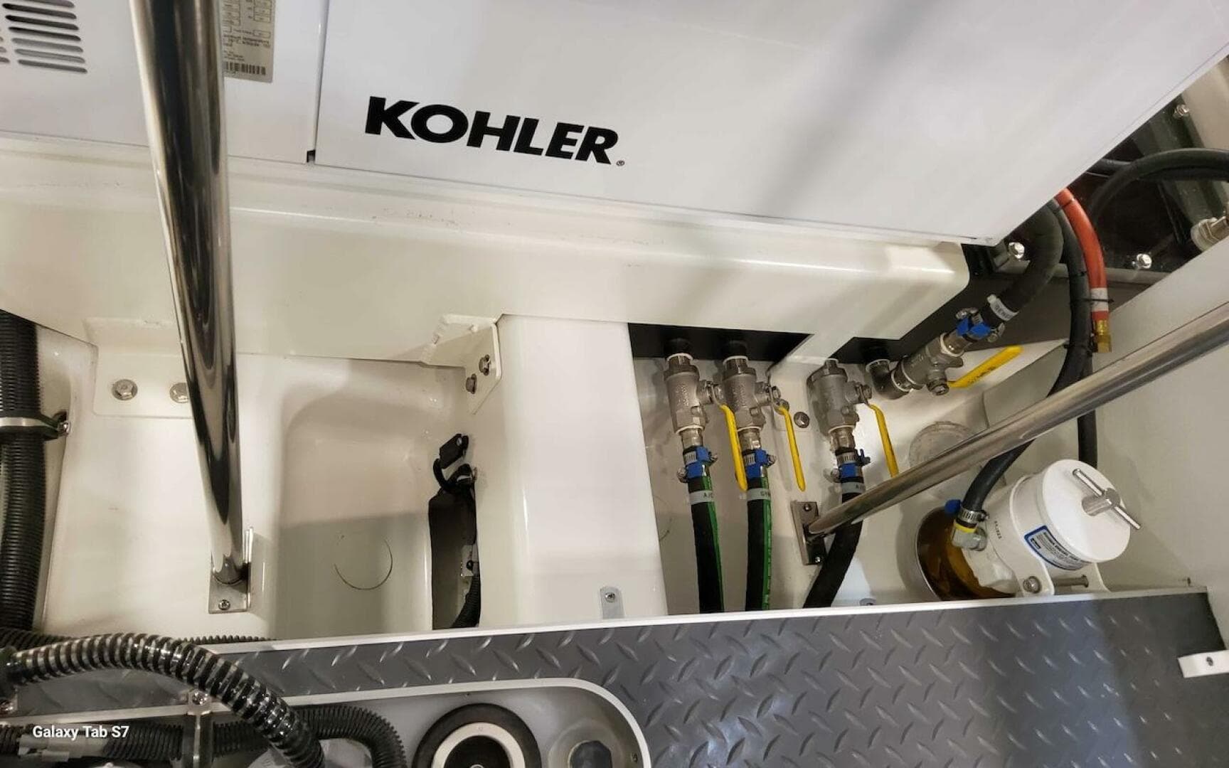 2024 Formula 430 Super Sport Crossover — photo 54