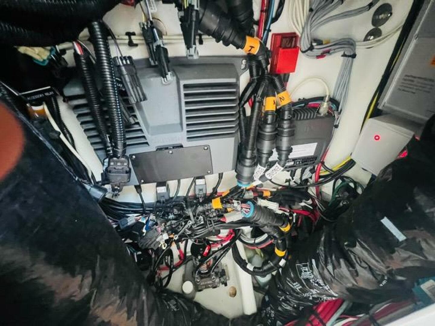 2015 Billfish 39 Custom CC — photo 98