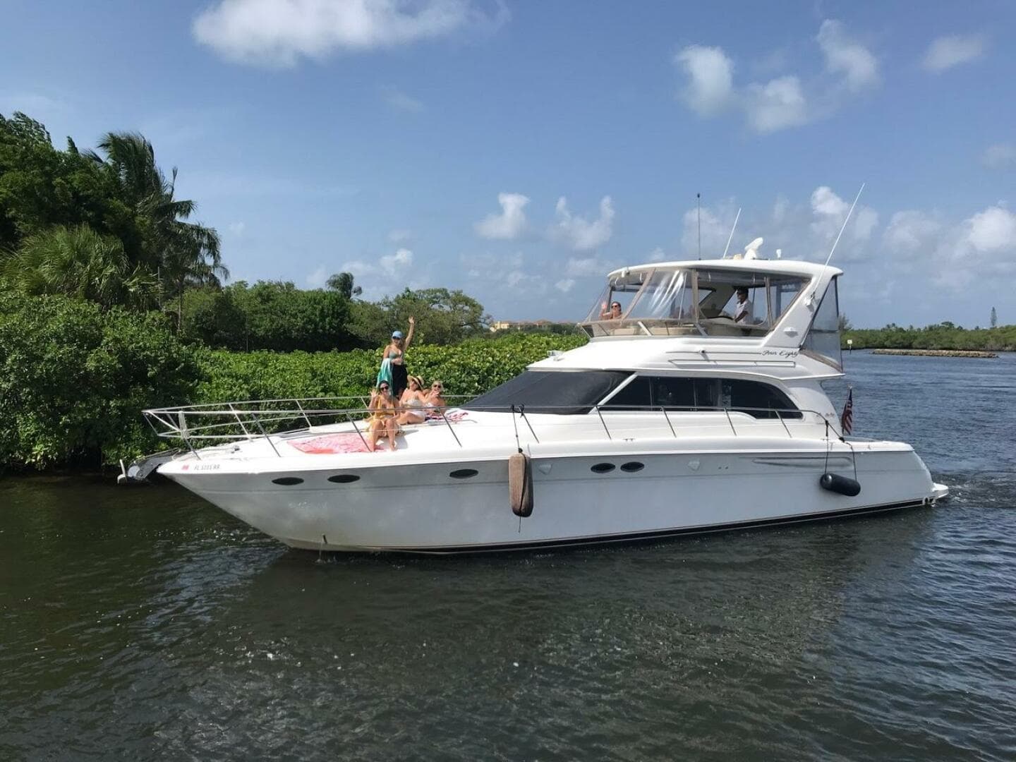 1998 Sea Ray 480 Sedan Bridge — photo 2