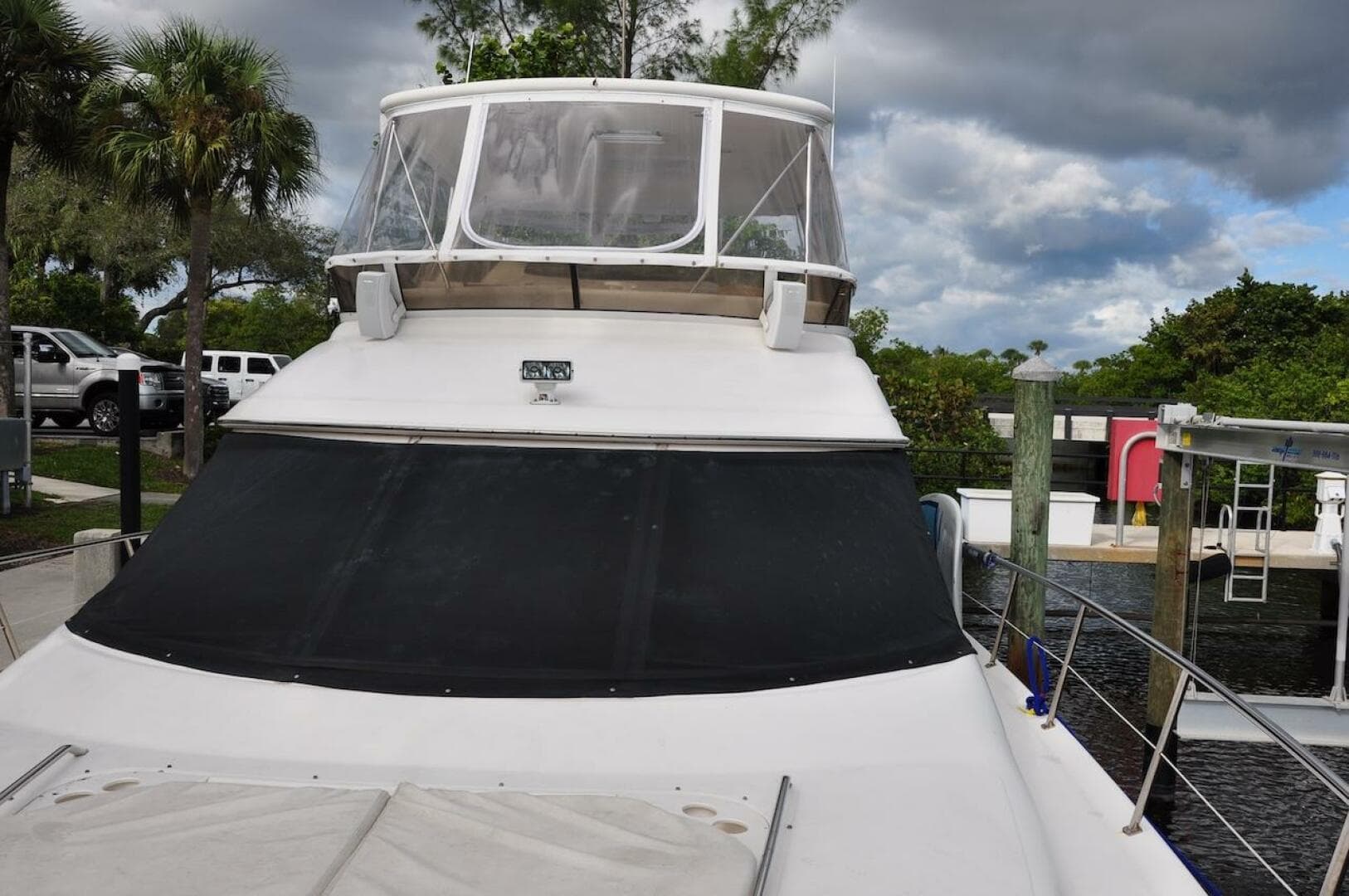 1998 Sea Ray 480 Sedan Bridge — photo 15