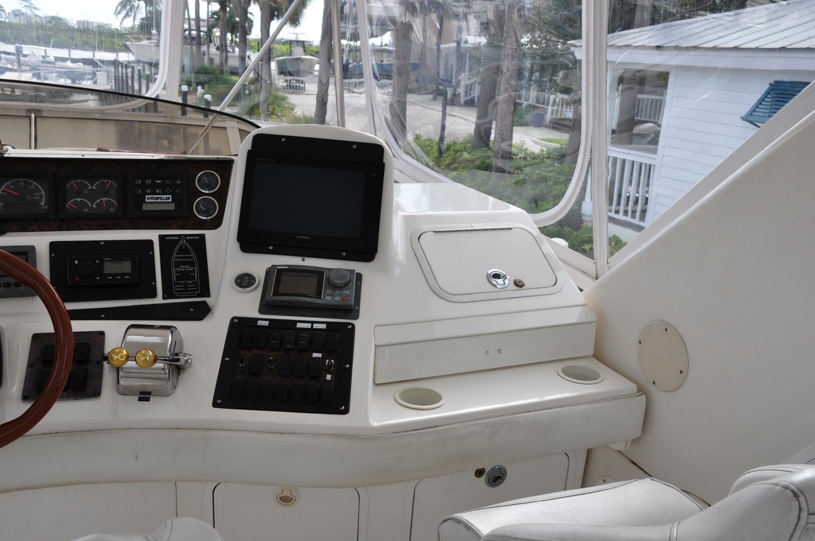 1998 Sea Ray 480 Sedan Bridge — photo 18
