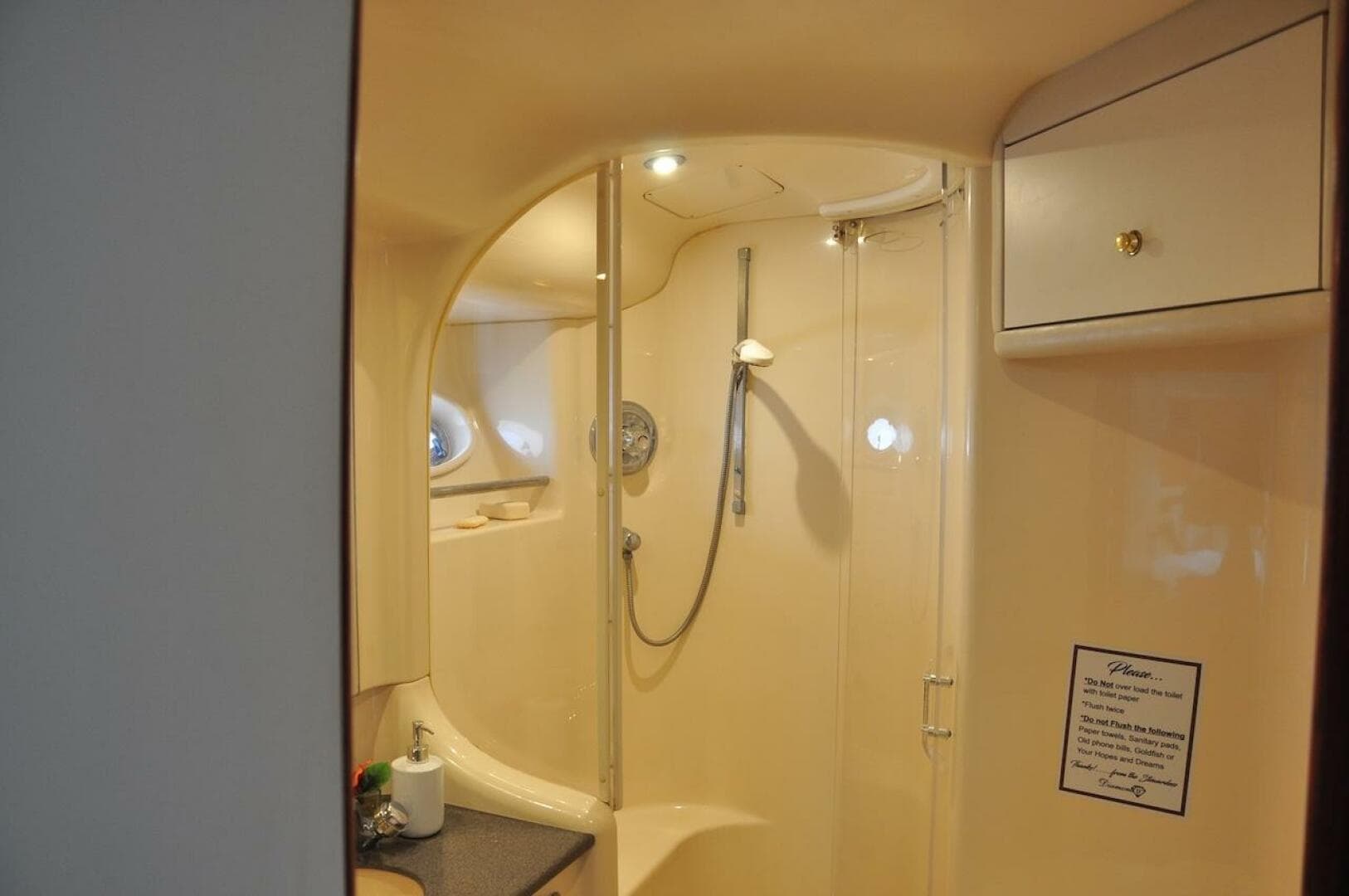 1998 Sea Ray 480 Sedan Bridge — photo 57