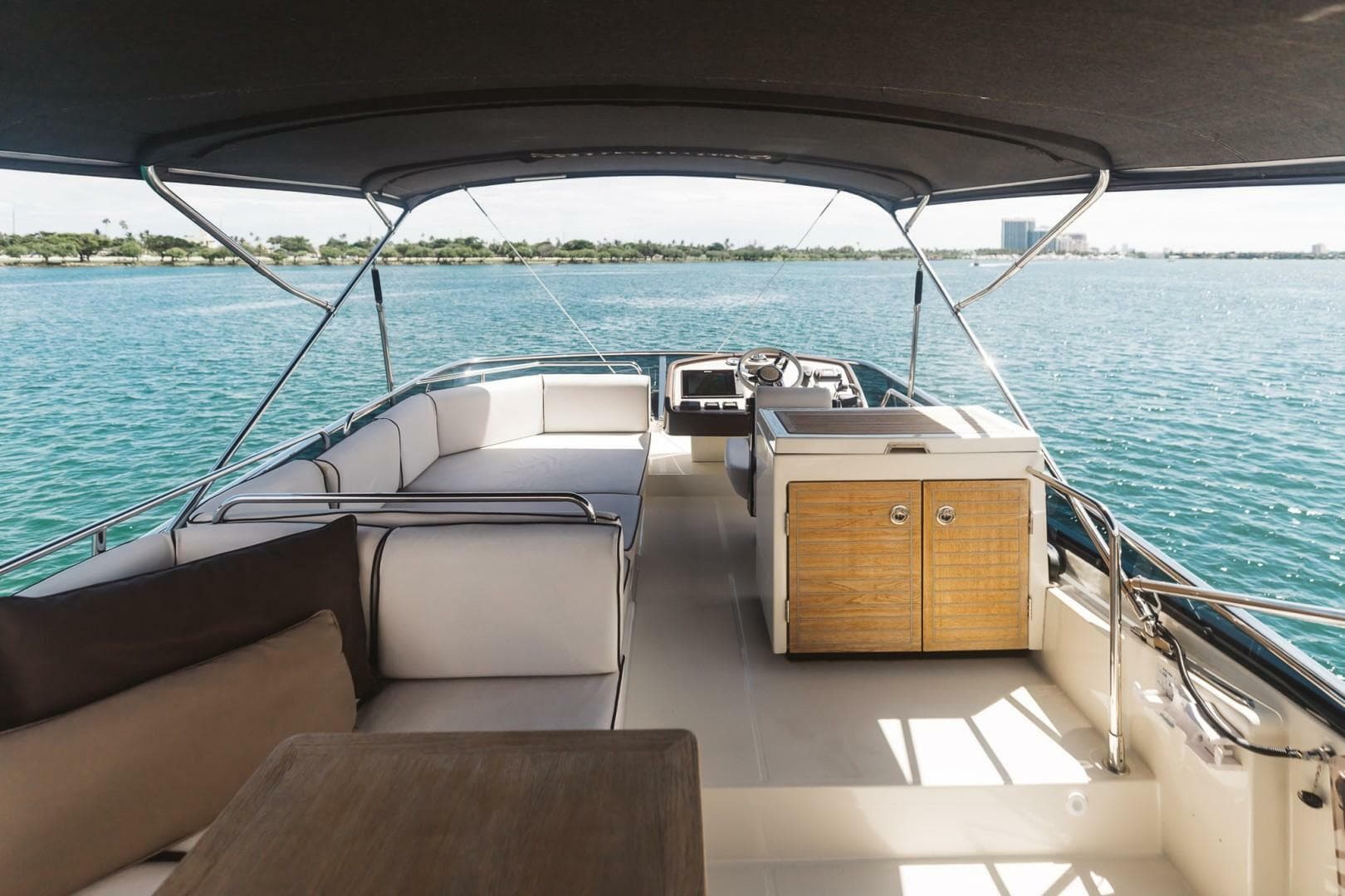 2015 Beneteau Monte Carlo 5 — photo 14
