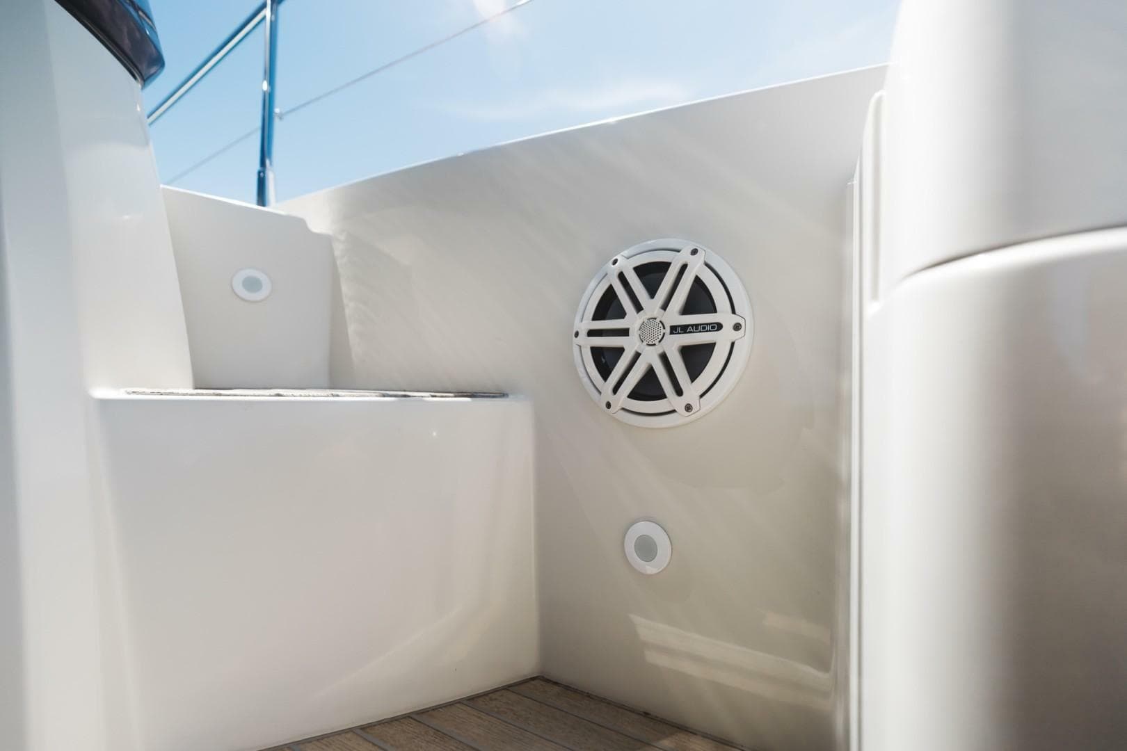 2015 Beneteau Monte Carlo 5 — photo 19