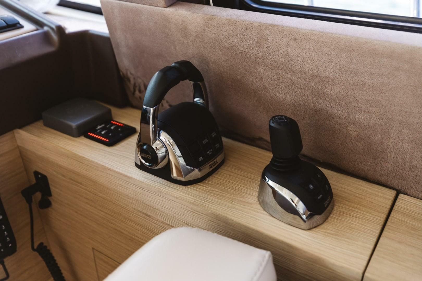 2015 Beneteau Monte Carlo 5 — photo 33