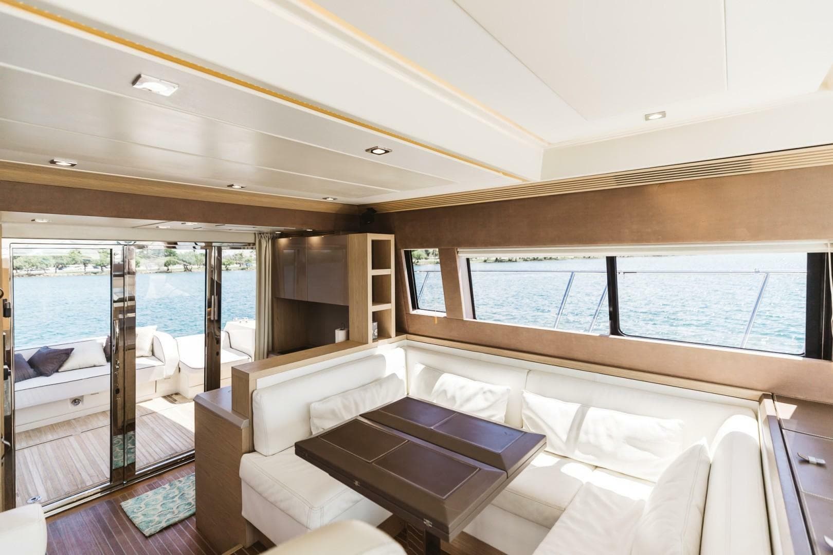 2015 Beneteau Monte Carlo 5 — photo 38