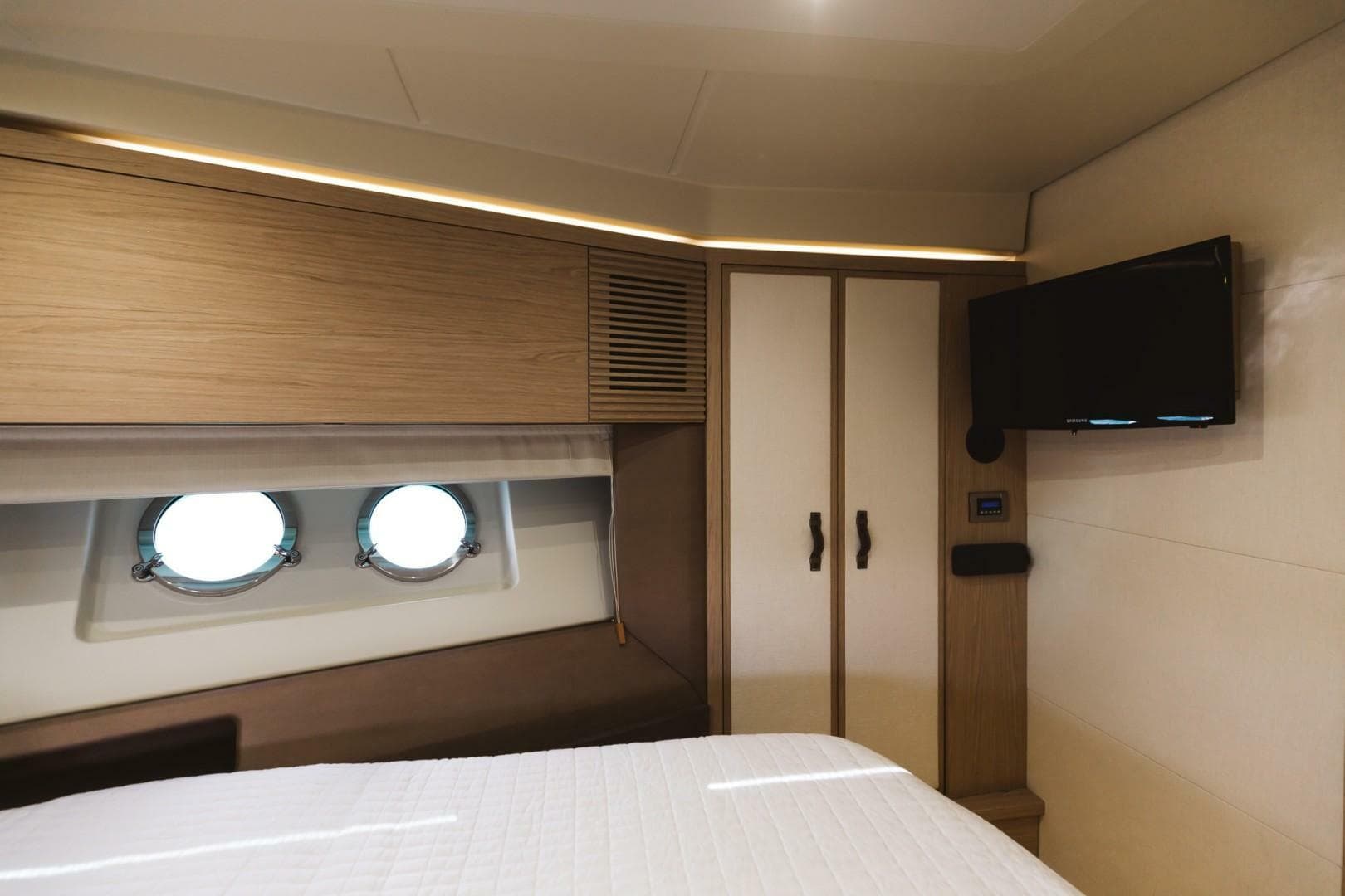 2015 Beneteau Monte Carlo 5 — photo 28