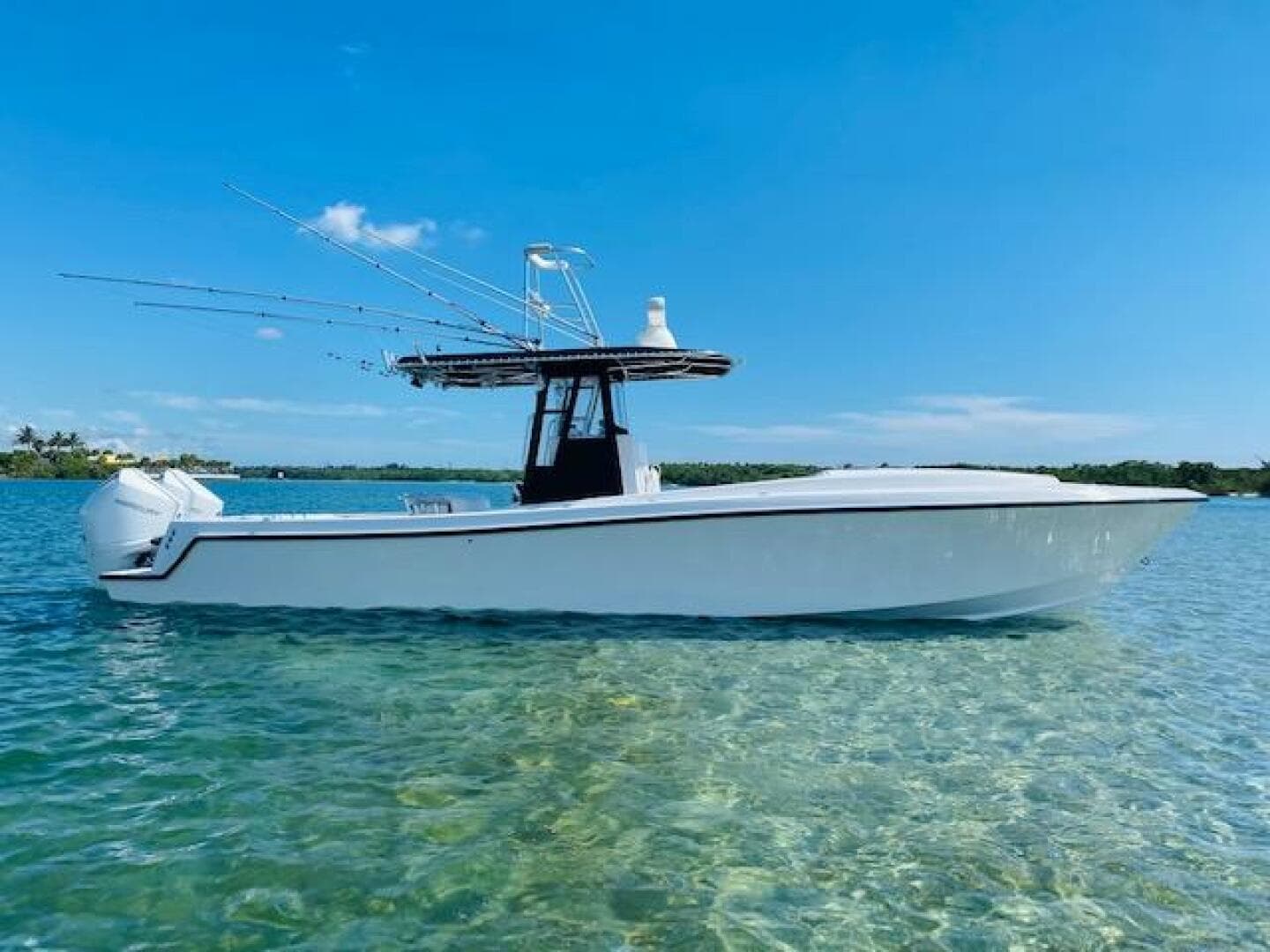 2004 Contender 31 Cuddy — photo 7