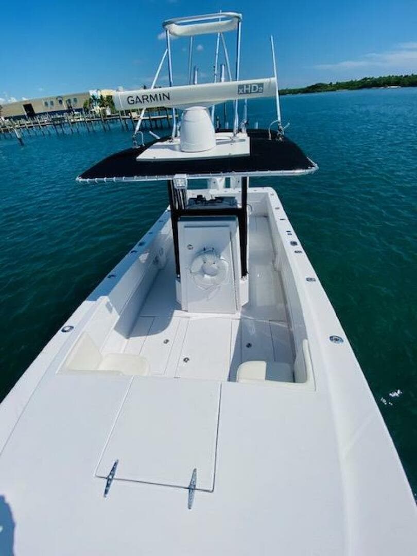 2004 Contender 31 Cuddy — photo 33