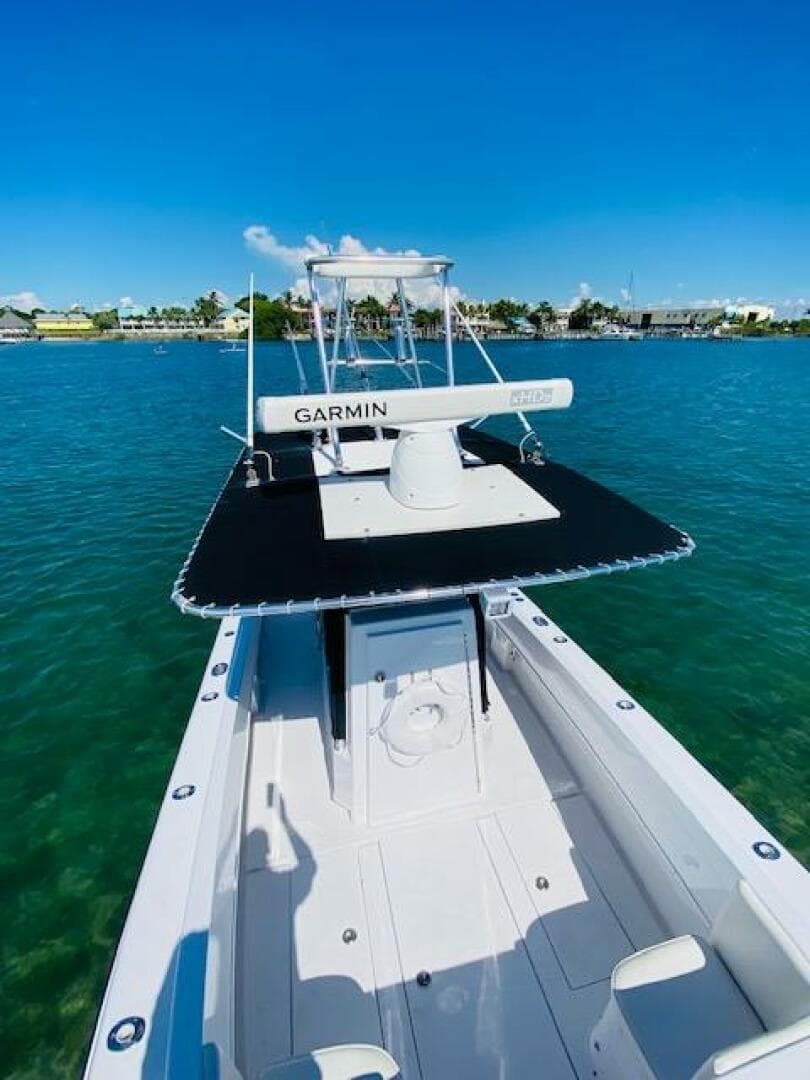 2004 Contender 31 Cuddy — photo 18