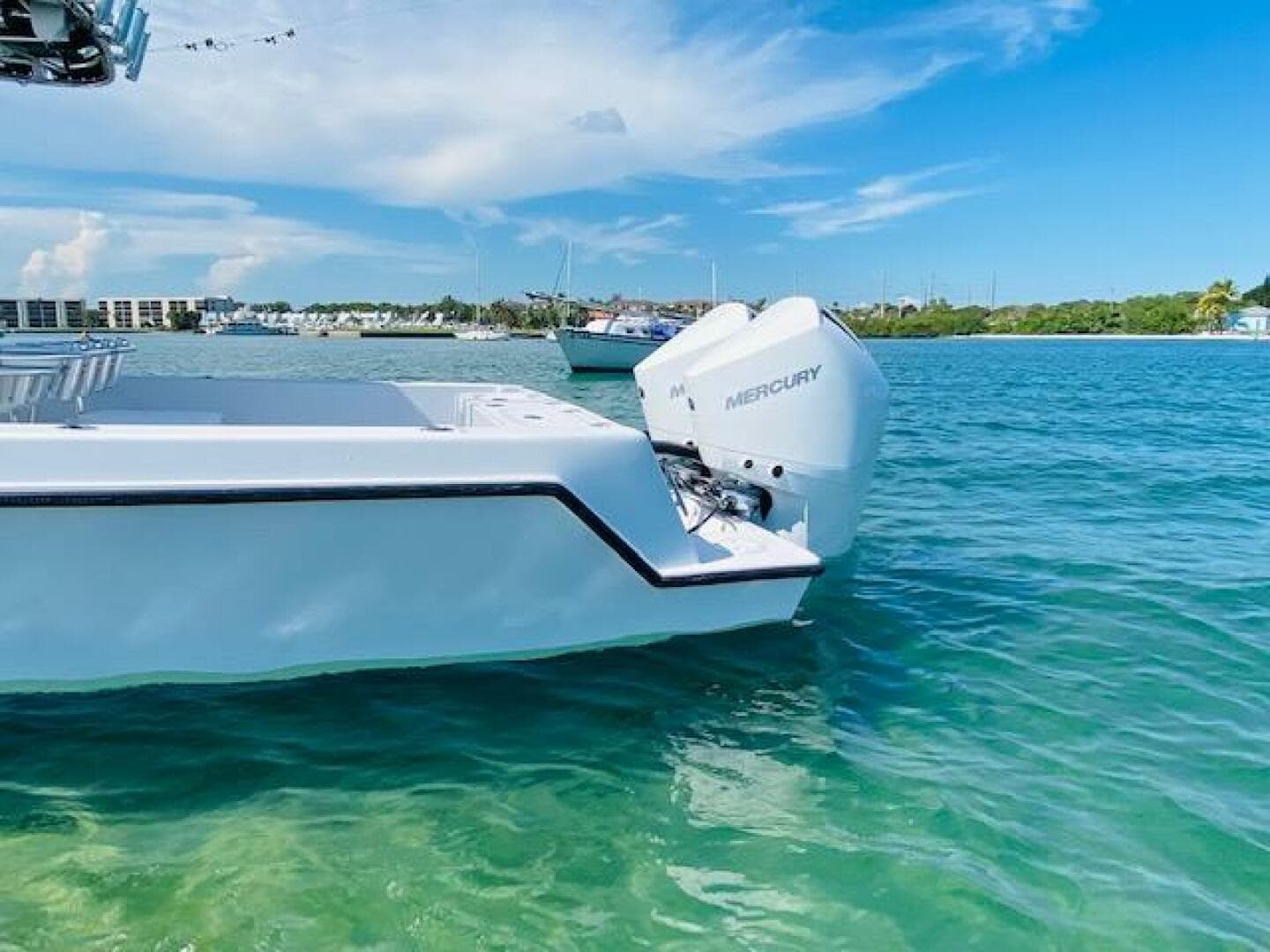 2004 Contender 31 Cuddy — photo 11