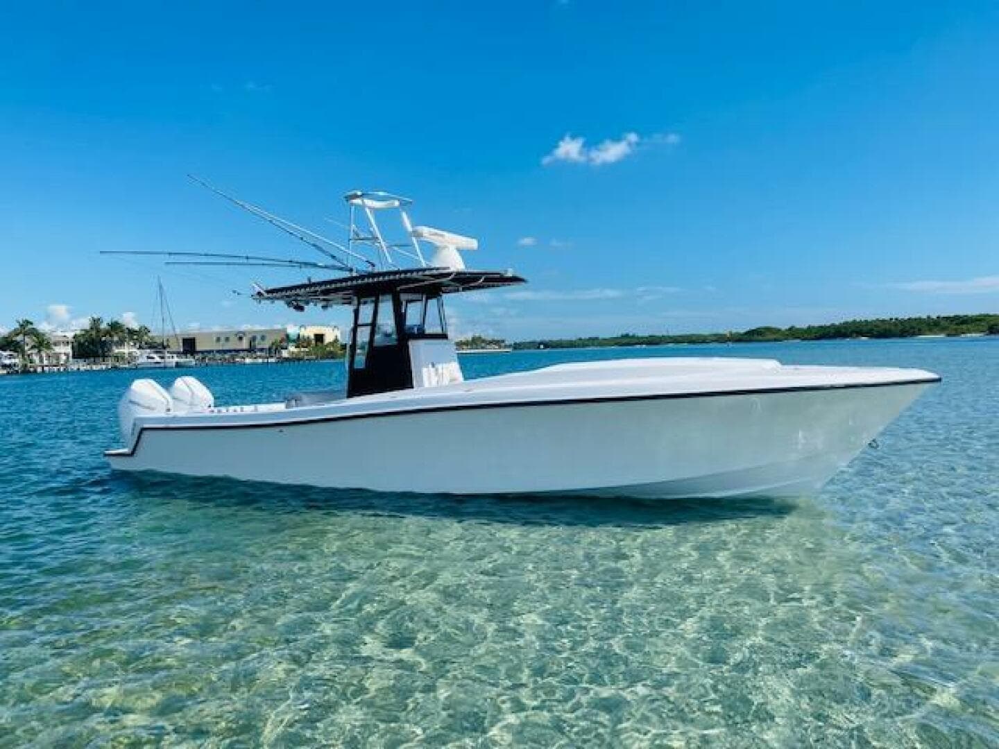 2004 Contender 31 Cuddy — photo 6