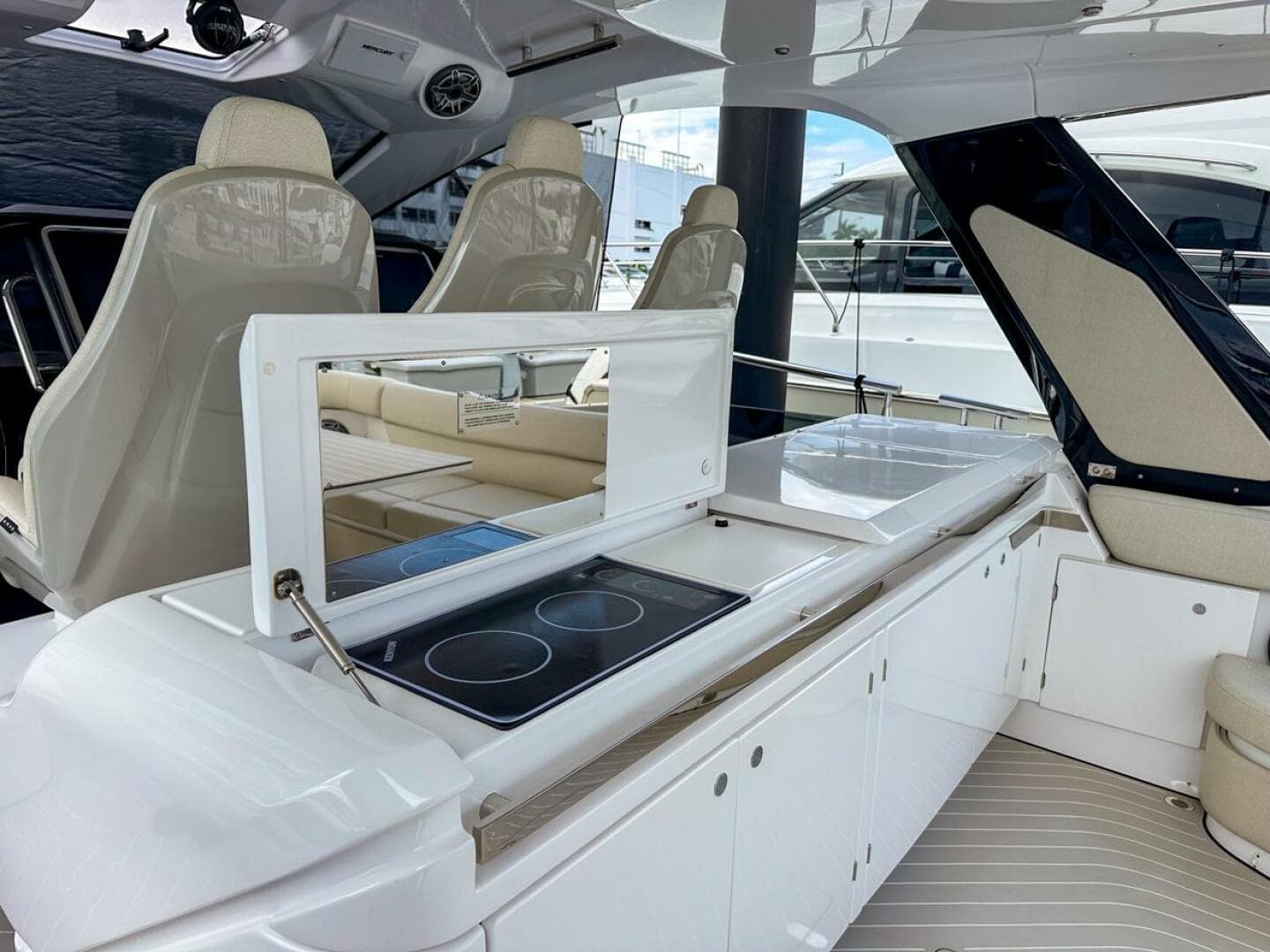 2023 Azimut Verve 47 — photo 13
