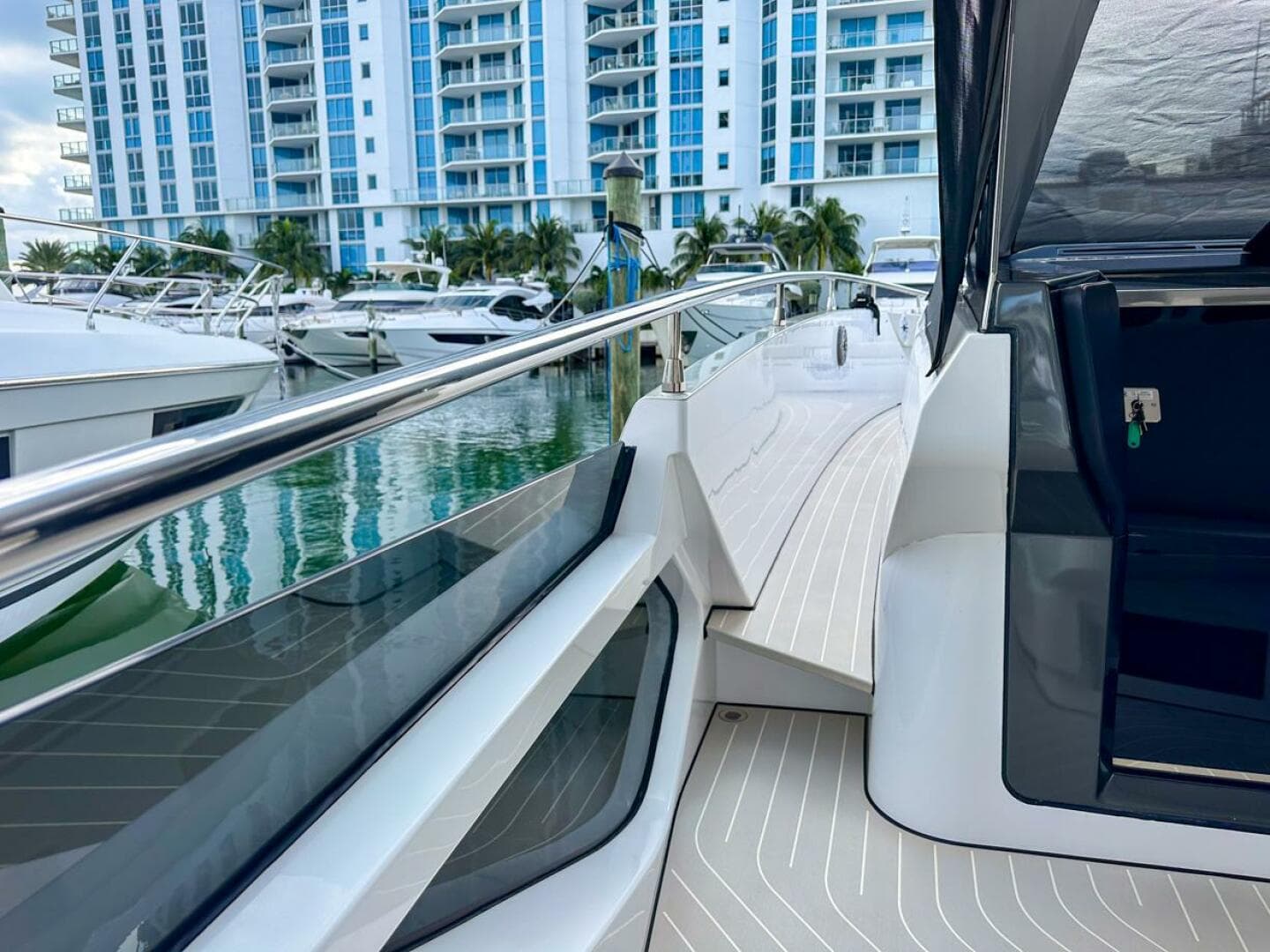 2023 Azimut Verve 47 — photo 16