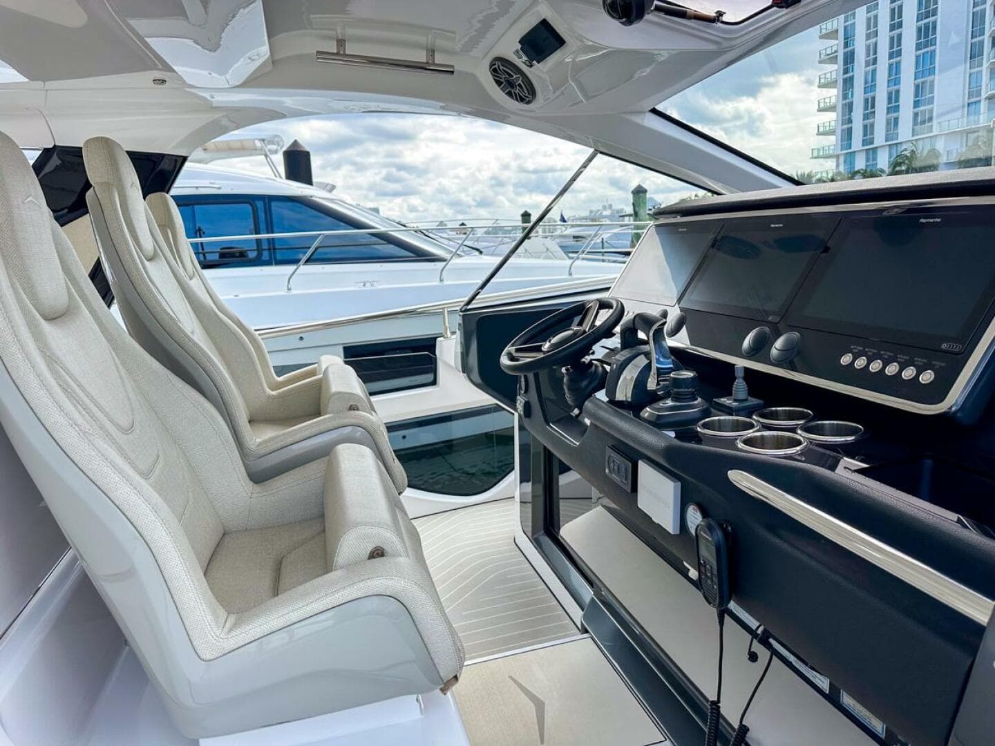 2023 Azimut Verve 47 — photo 43