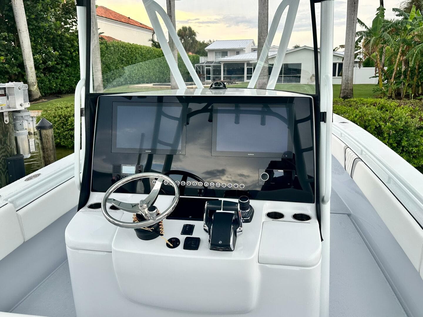 2024 Contender 39 ST — photo 11