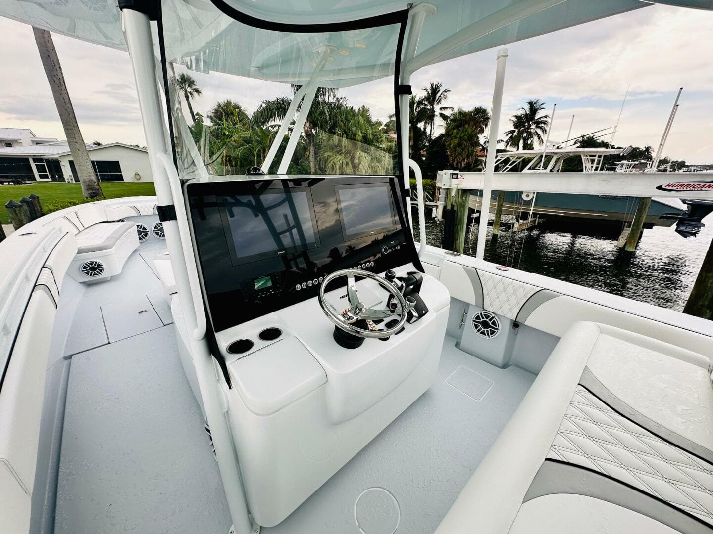 2024 Contender 39 ST — photo 15