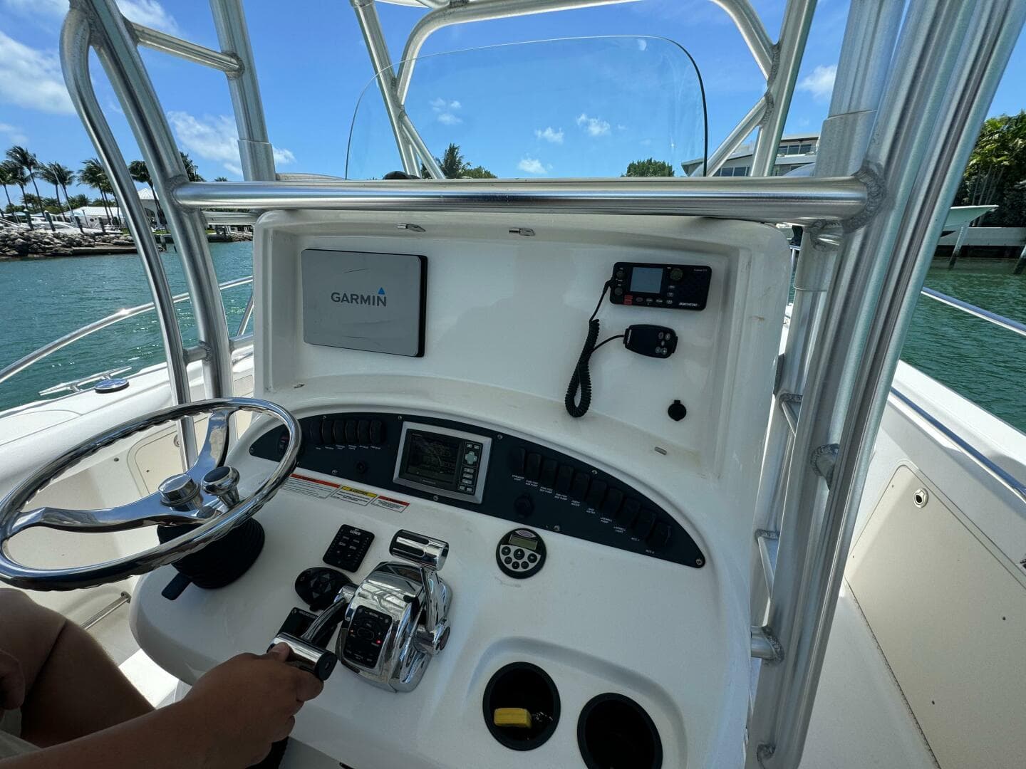 2008 Boston Whaler 320 Outrage — photo 16