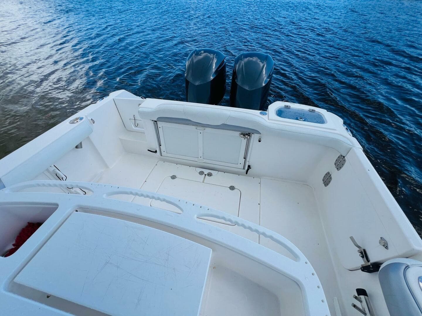 2012 Everglades 295 Center Console — photo 21