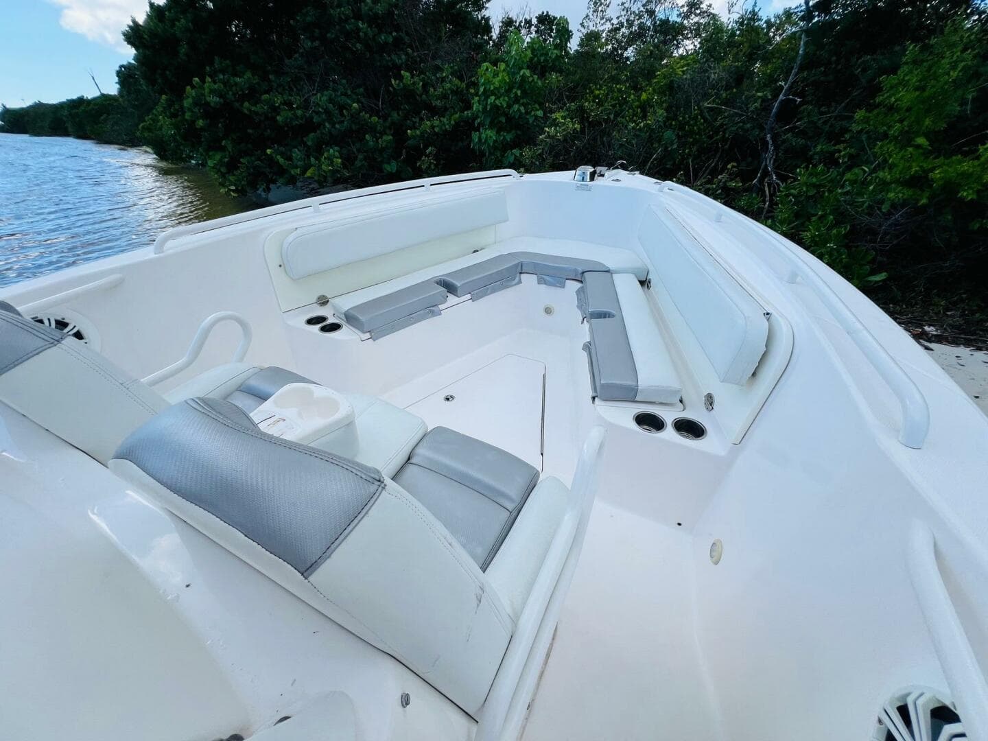 2012 Everglades 295 Center Console — photo 12