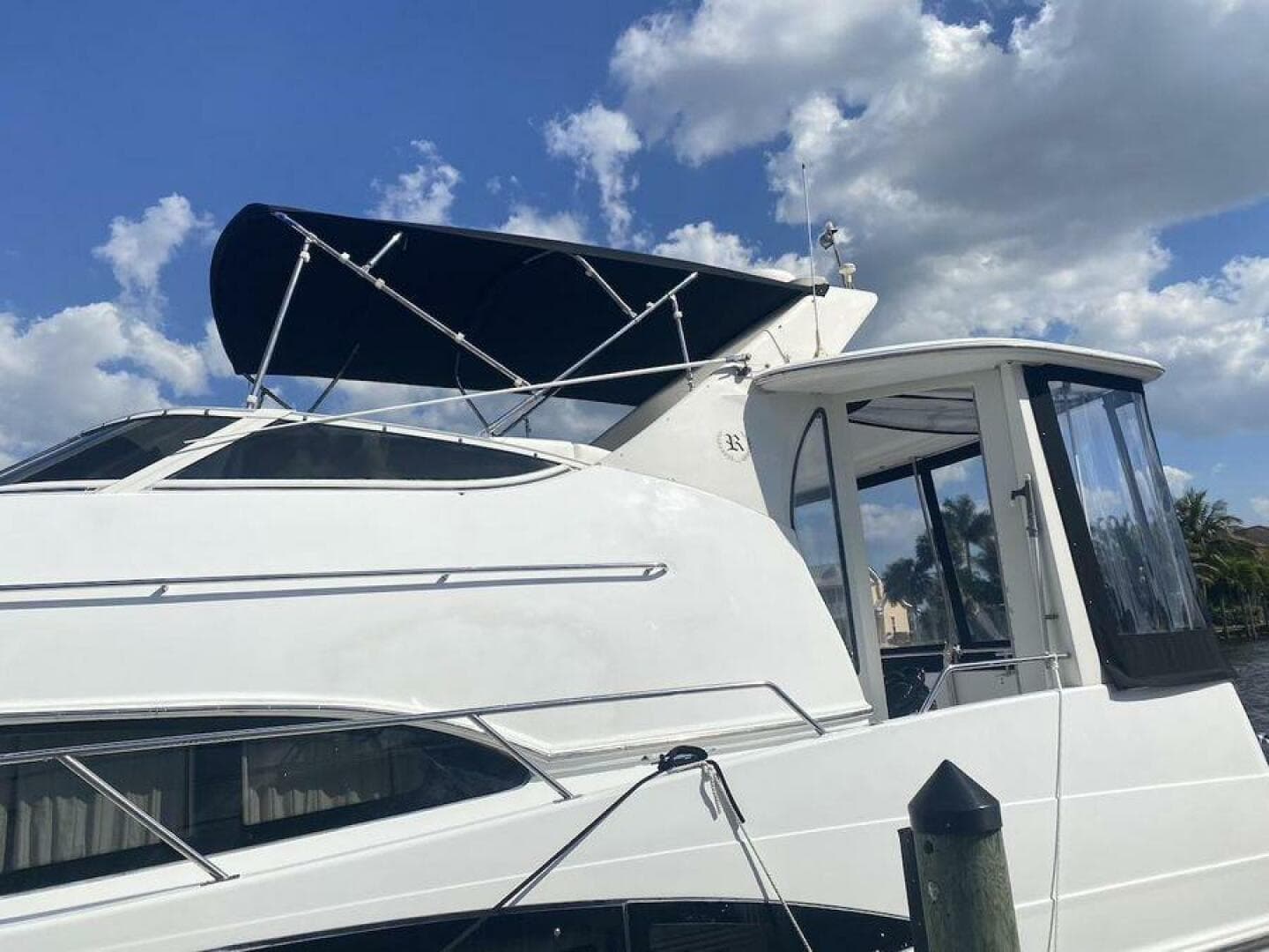 2000 Carver 396 — photo 10