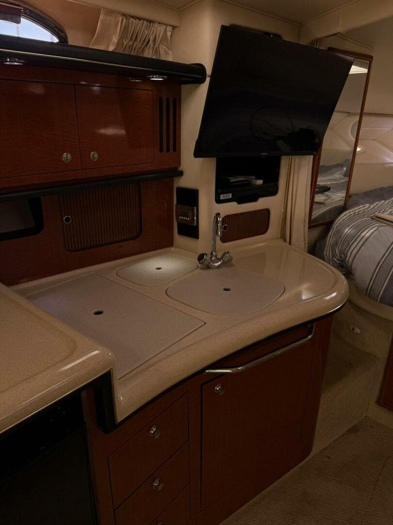 2002 Sea Ray 340 Sundancer — photo 24