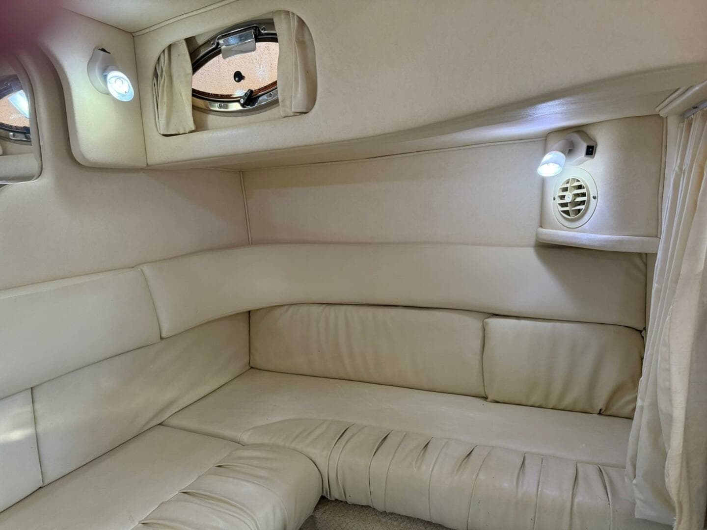 2002 Sea Ray 340 Sundancer — photo 27