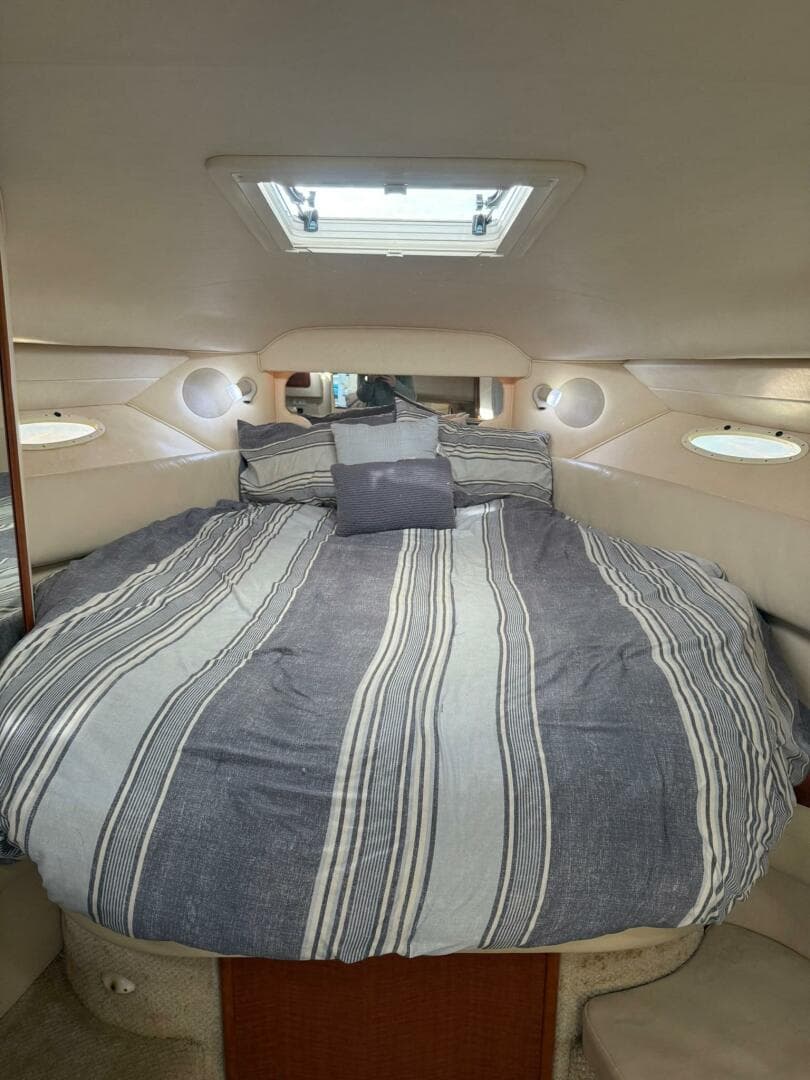 2002 Sea Ray 340 Sundancer — photo 29