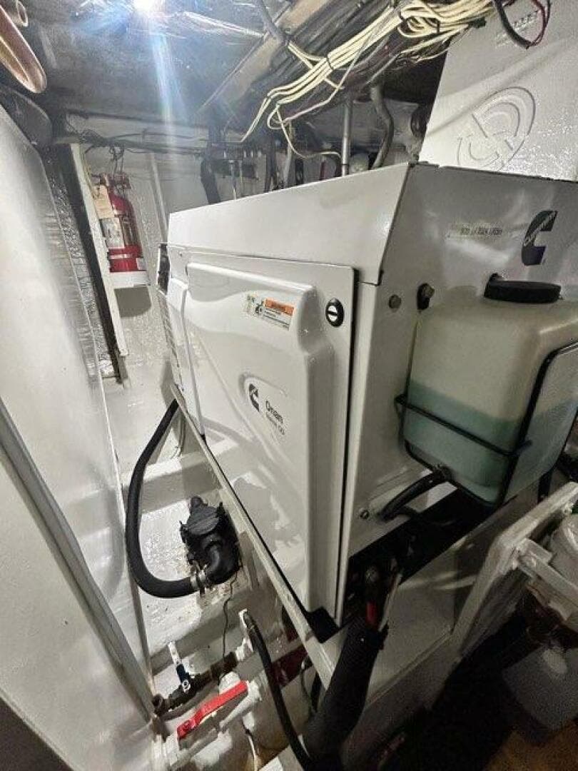 1988 Bertram 54 — photo 76