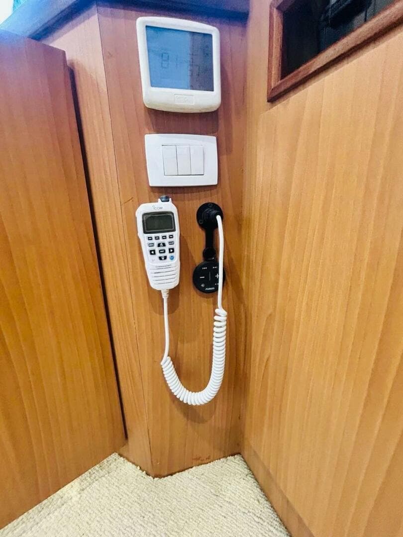 1988 Bertram 54 — photo 55