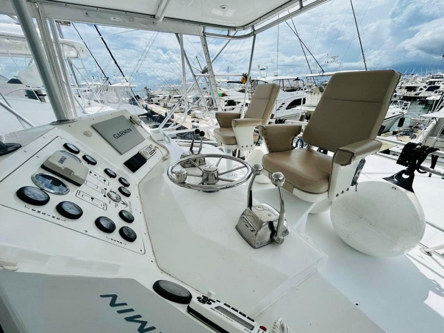 1988 Bertram 54 — photo 51