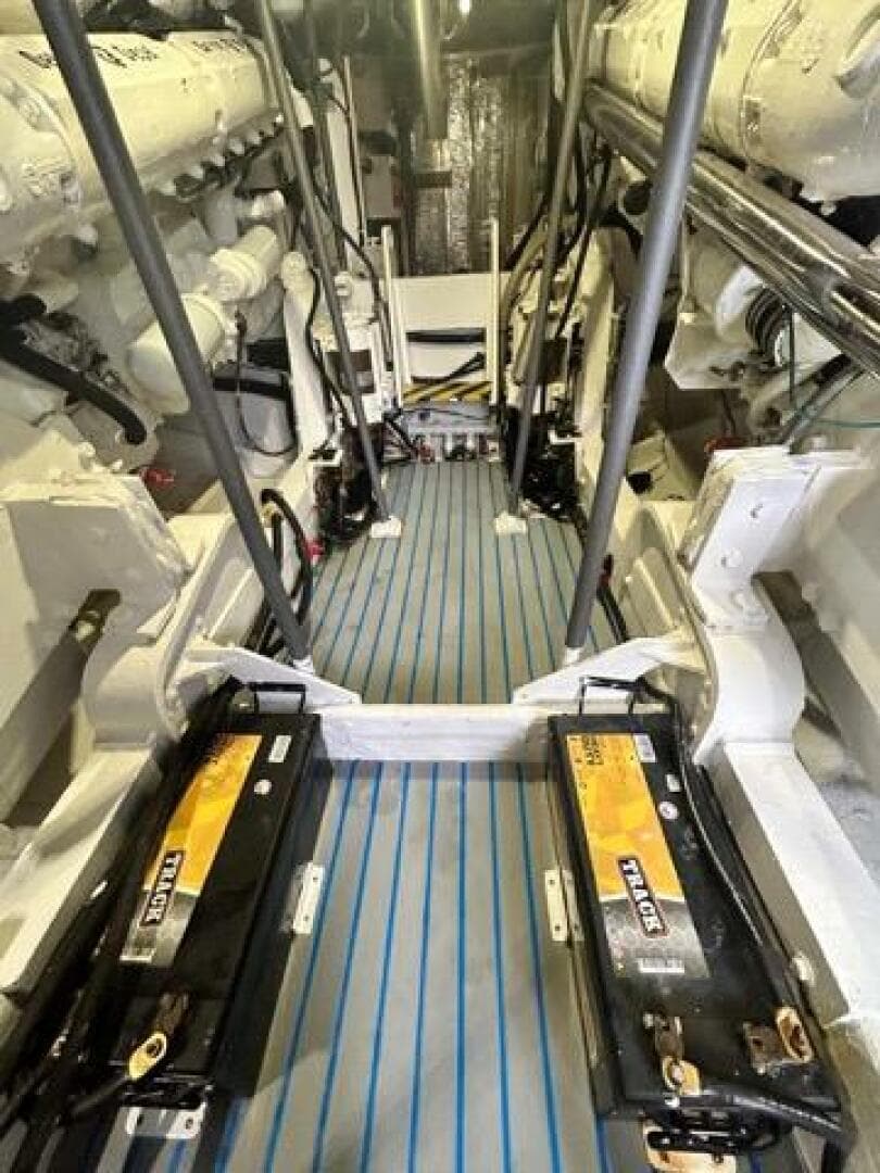 1988 Bertram 54 — photo 82