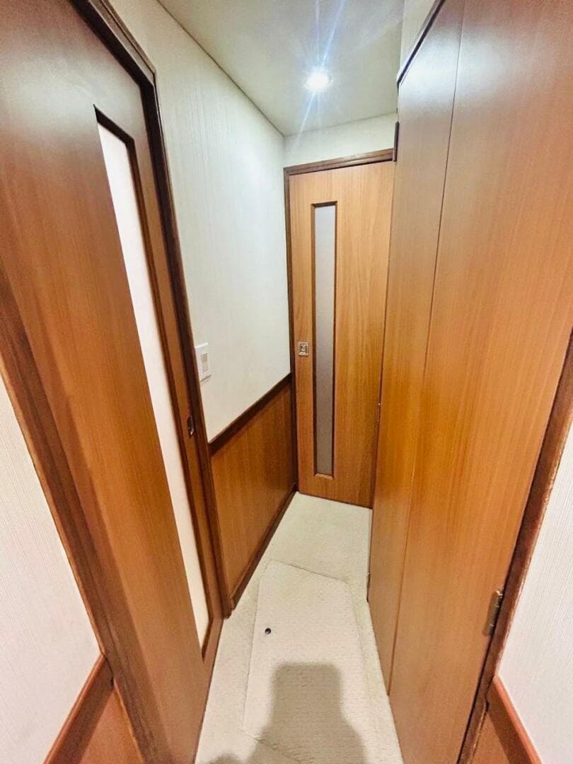 1988 Bertram 54 — photo 31