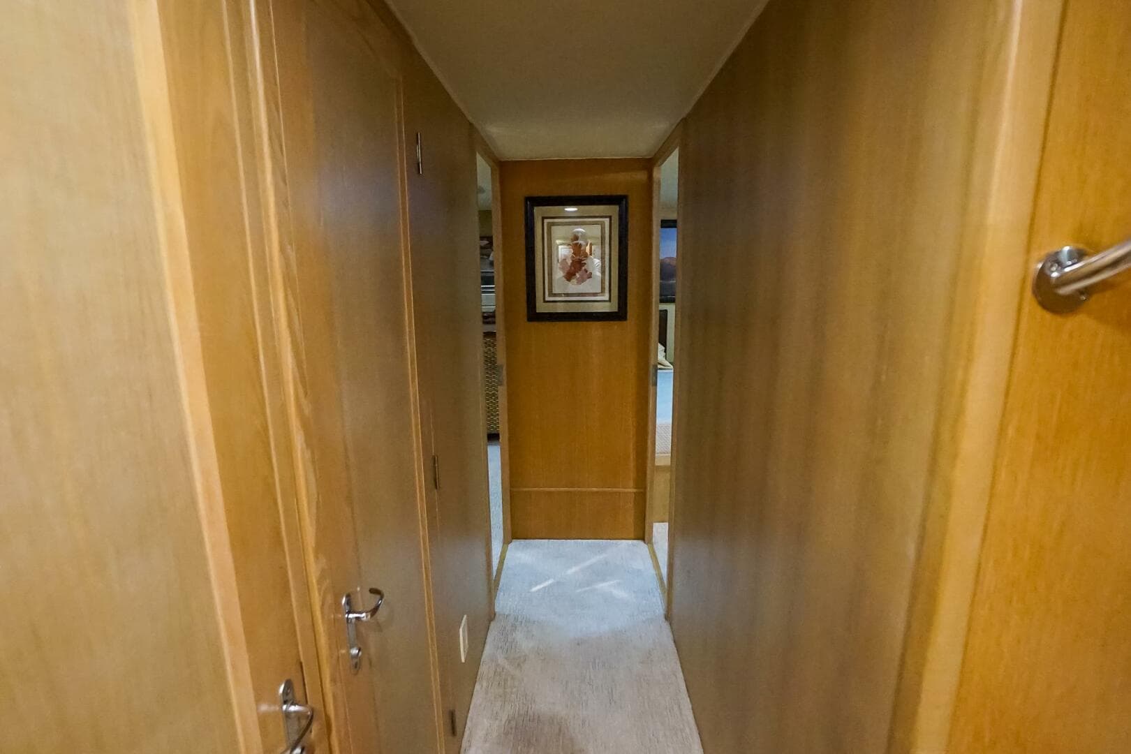 1989 Hatteras 80 Cockpit — photo 21