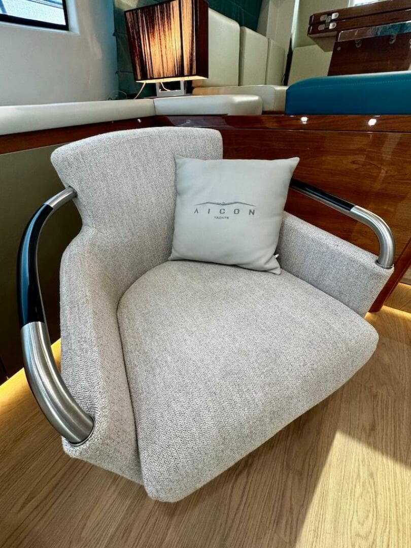 2009 Aicon 64 — photo 55