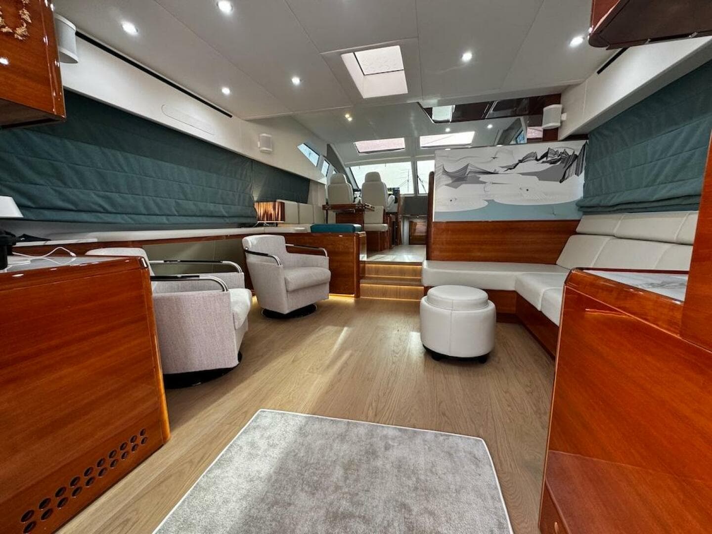 2009 Aicon 64 — photo 107