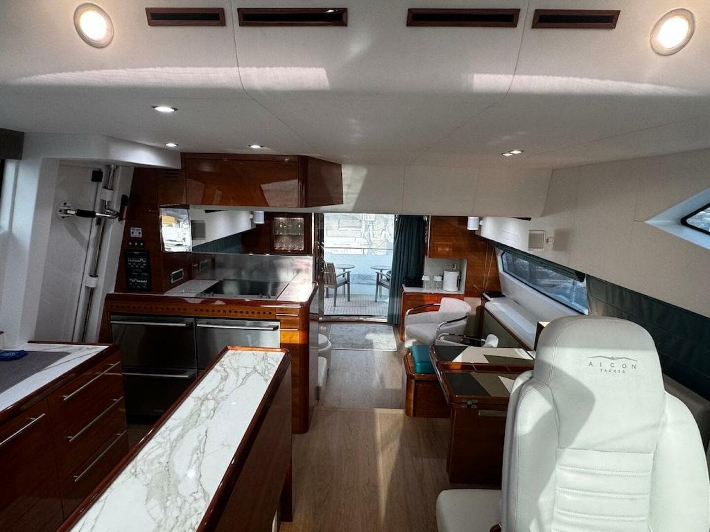 2009 Aicon 64 — photo 82