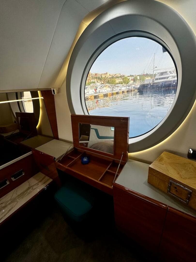 2009 Aicon 64 — photo 71