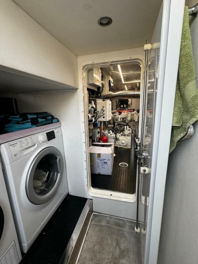 2009 Aicon 64 — photo 29