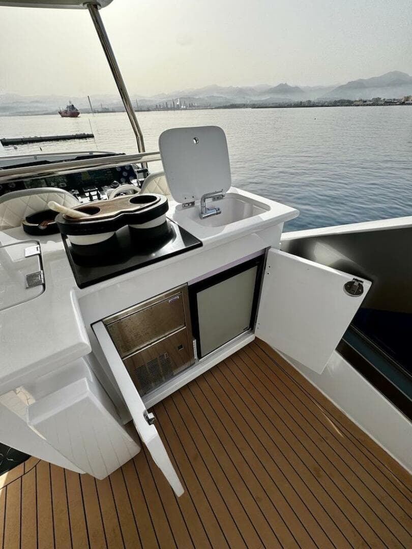 2009 Aicon 64 — photo 14