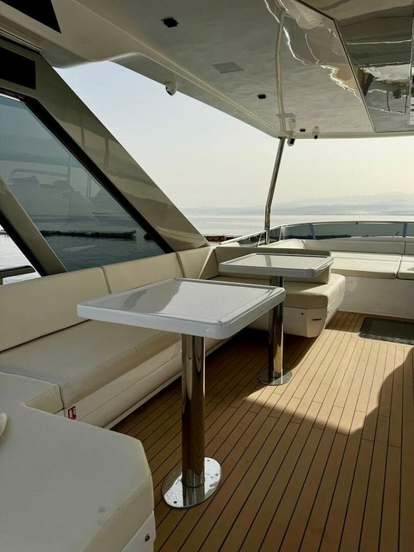 2009 Aicon 64 — photo 24