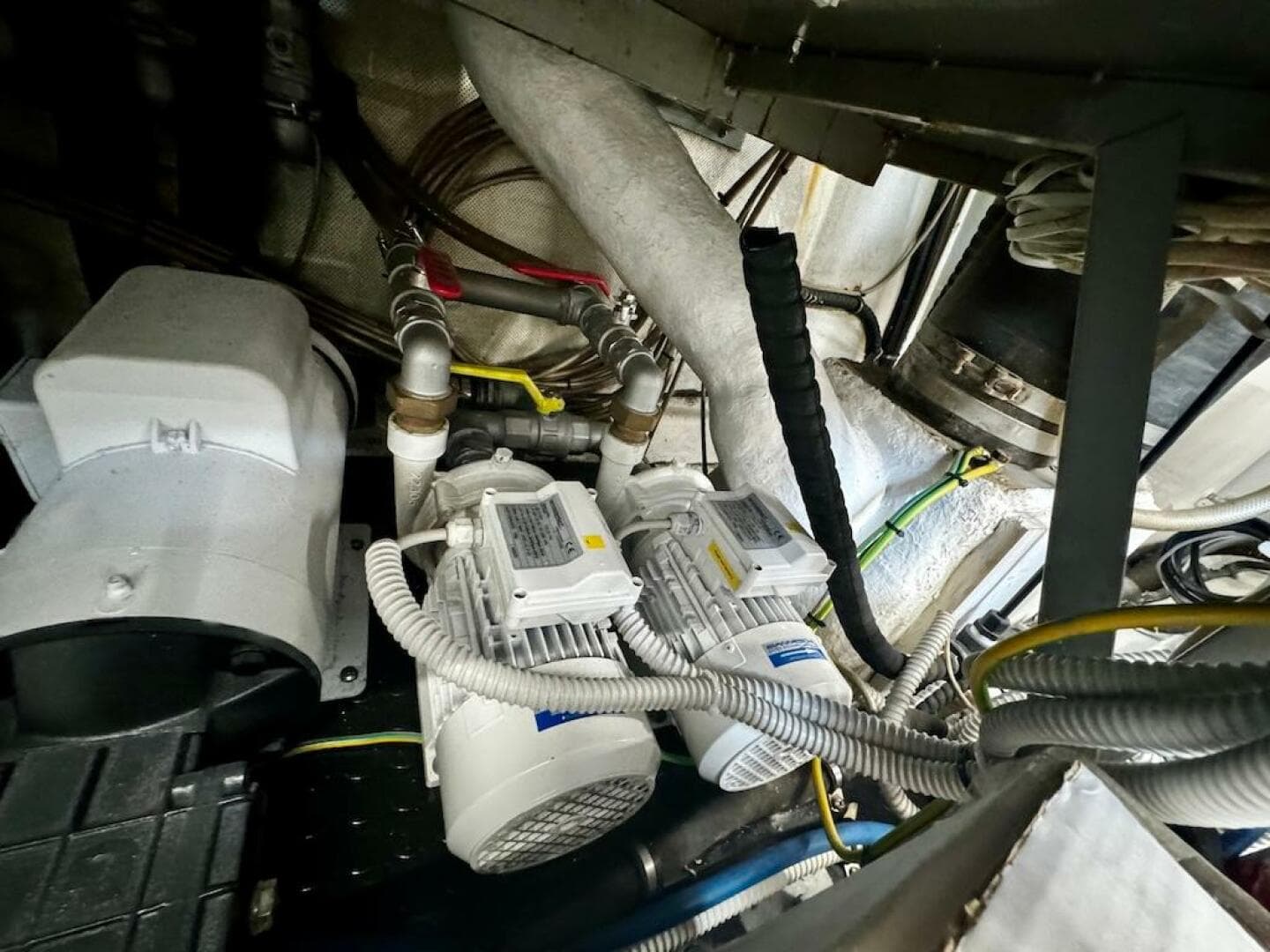 2009 Aicon 64 — photo 45