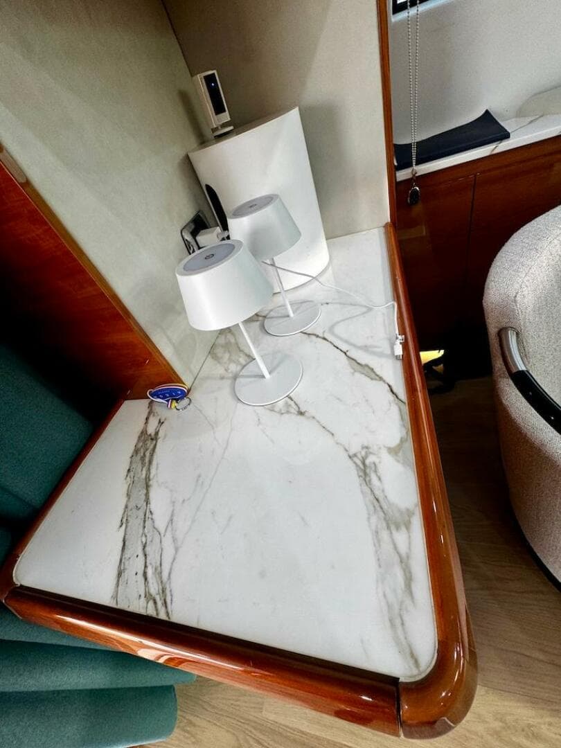 2009 Aicon 64 — photo 104